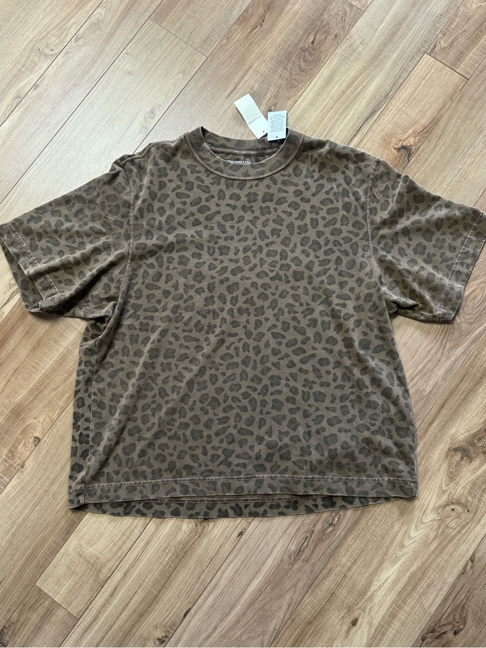 Abercrombie & Fitch Cropped Leopard Print Tee in Taupe and Dark Brown